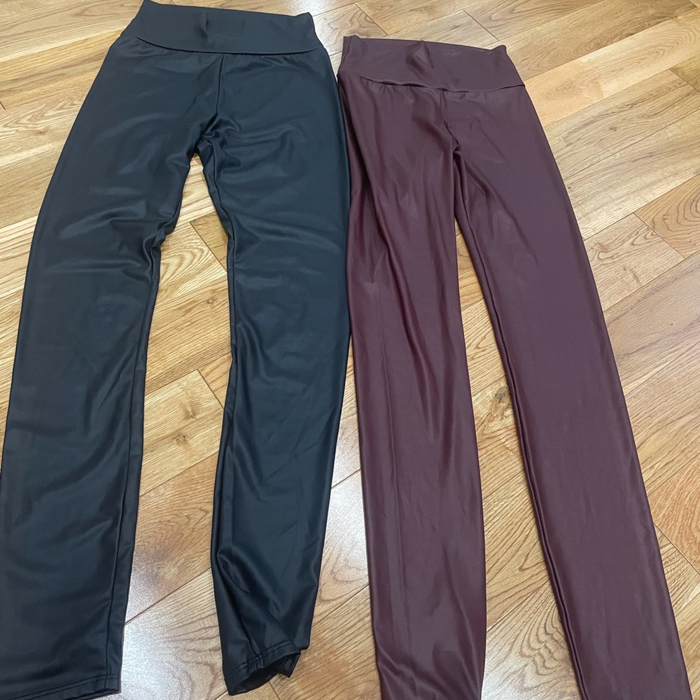 Two set going out shiny/elastic leggings💕